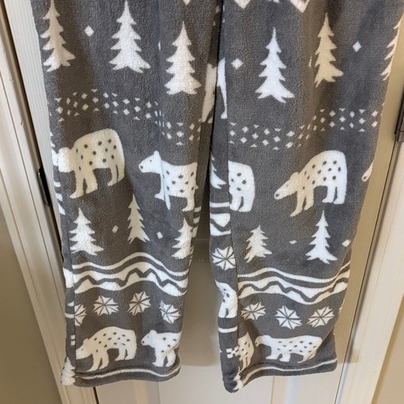 Lazy One Gray Nordic Bear Fleece Pajama Pants - Picture 4 of 8